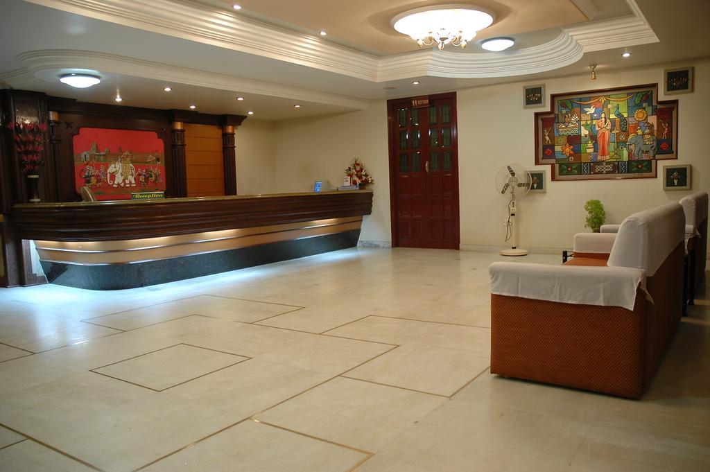 Hotel Gnanam Thanjavur Exterior photo