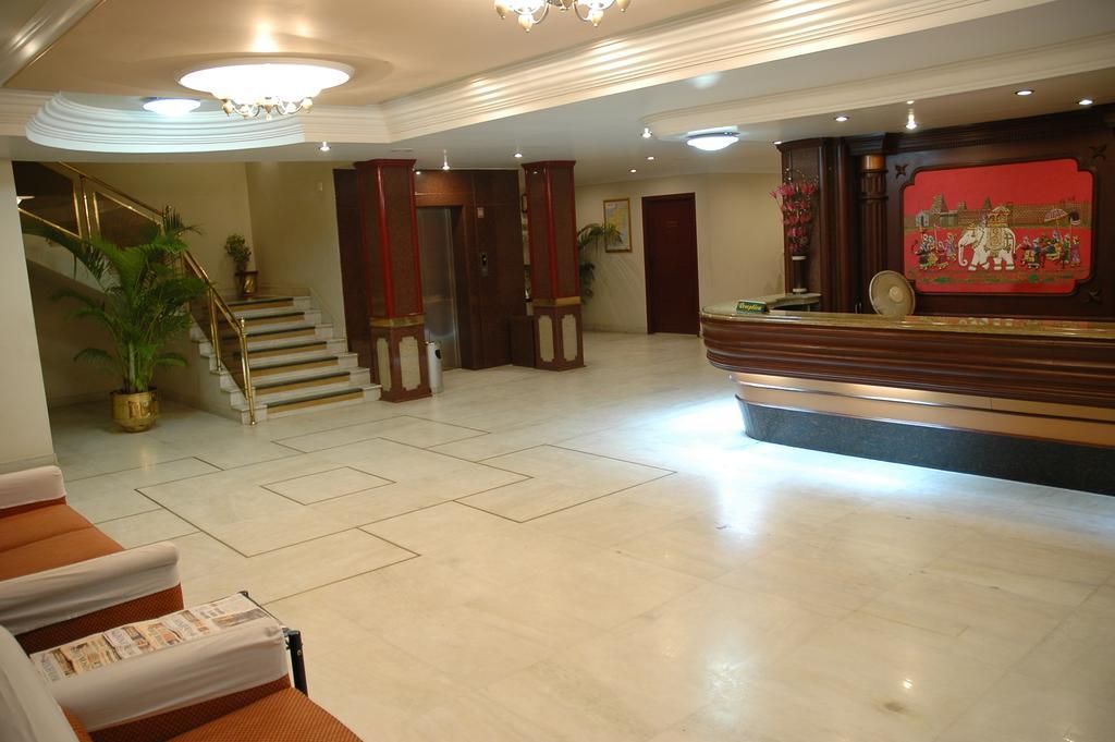 Hotel Gnanam Thanjavur Exterior photo