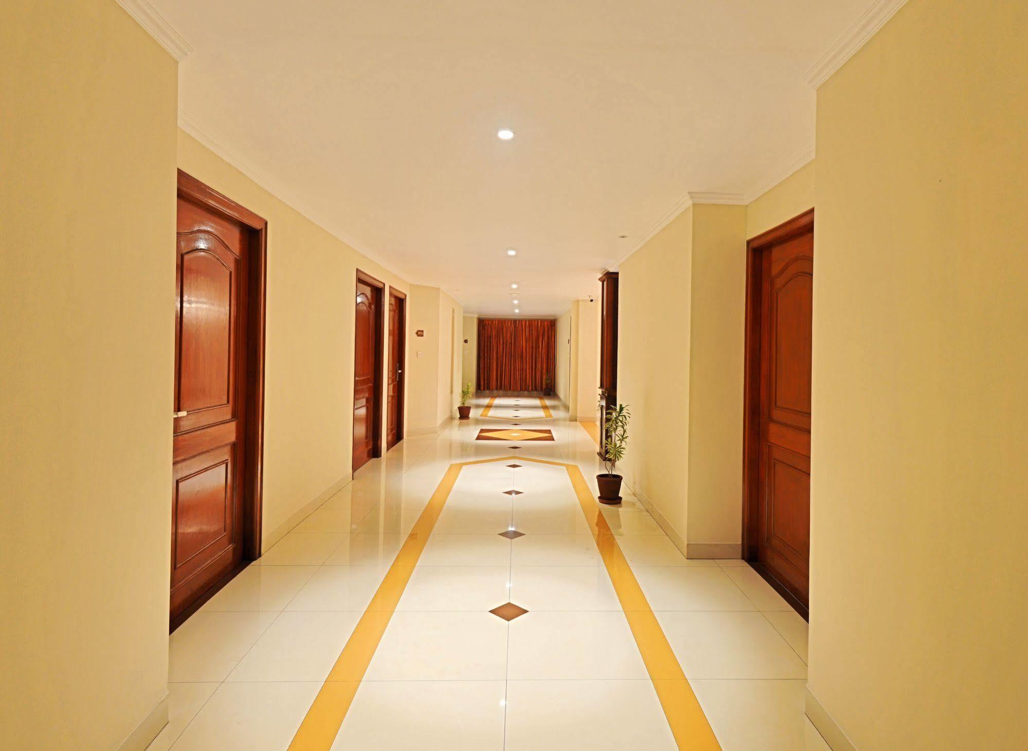 Hotel Gnanam Thanjavur Exterior photo
